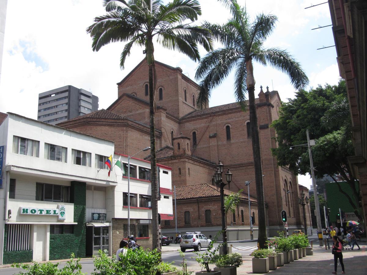 Hotel Cristal Medellin Exterior photo