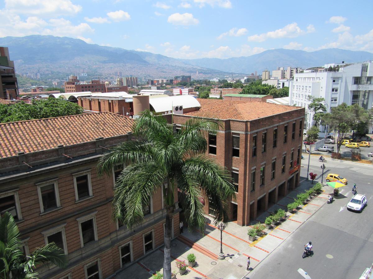 Hotel Cristal Medellin Exterior photo